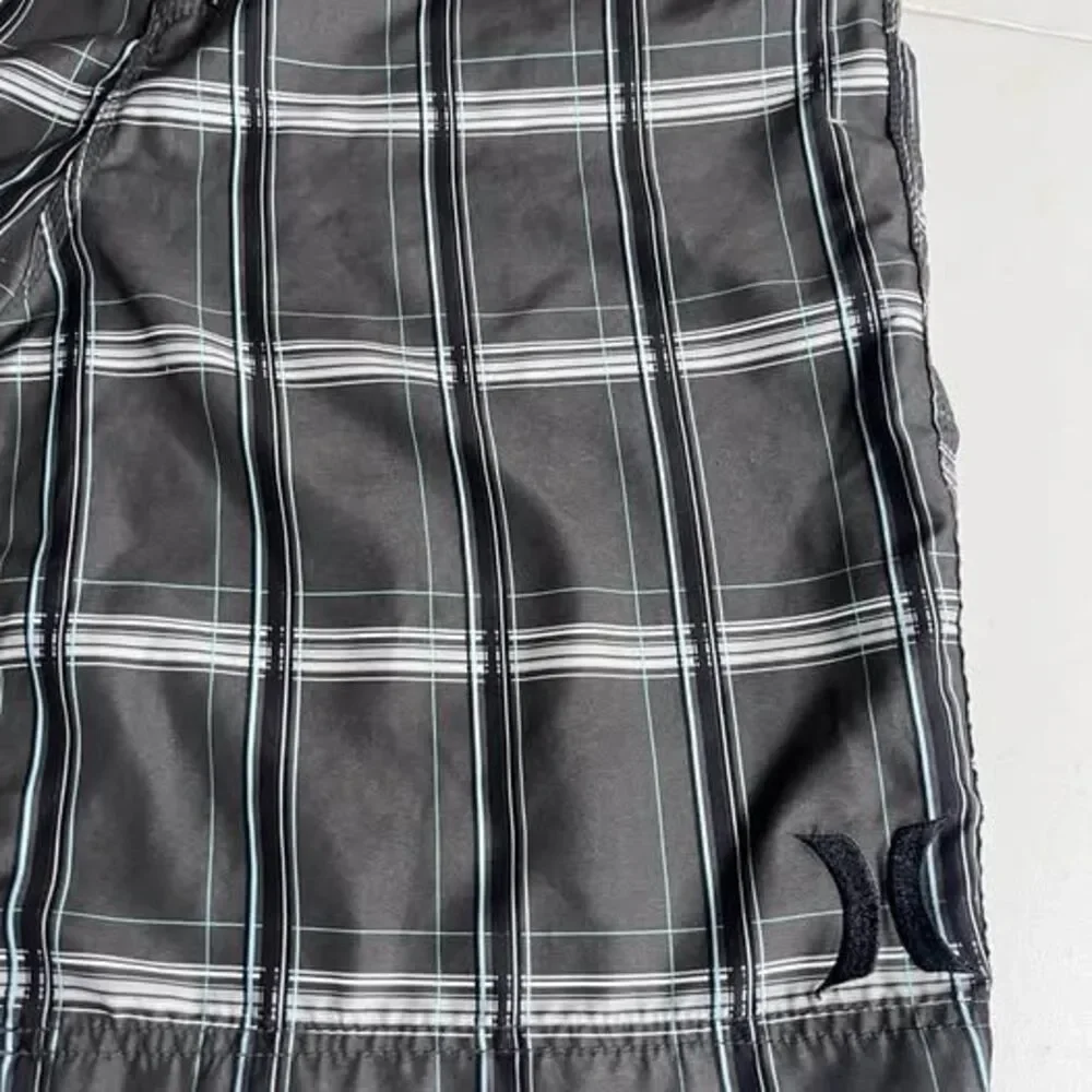 Hurley Plaid Board Shorts grey men’s size 36